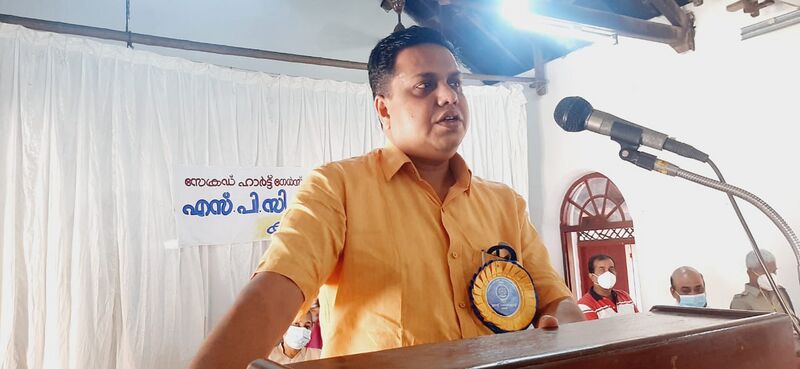 പ്രമാണം:14002 shamseer.jpeg