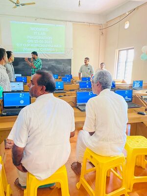 18082 Lab full pic.jpeg