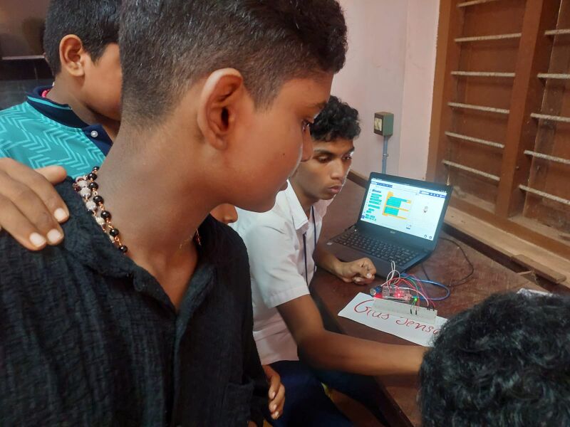 പ്രമാണം:23053-FF LK-2025-9.jpg