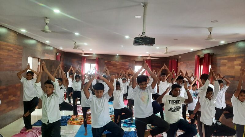 പ്രമാണം:26059-yoga day 2.jpeg