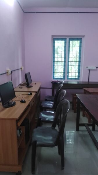 പ്രമാണം:27203 HITECH SCOOL 3.jpg