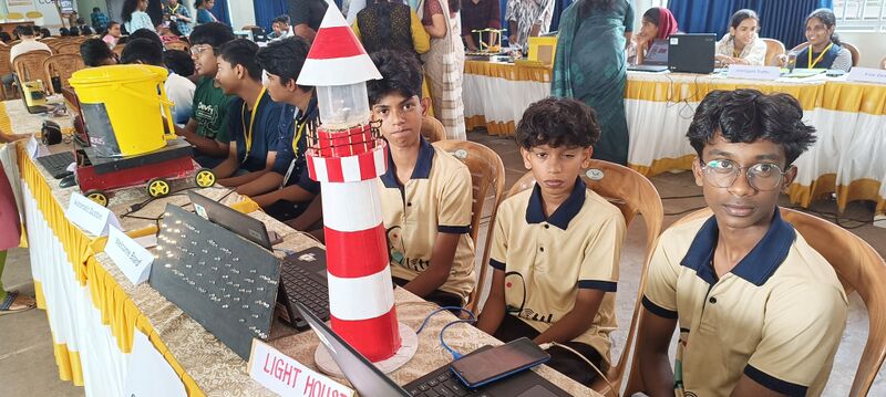 പ്രമാണം:34046 DR1.jpg