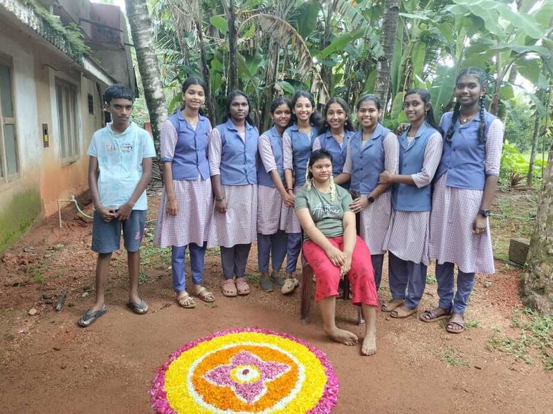 പ്രമാണം:36012 Onam.jpg
