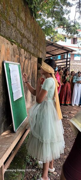 പ്രമാണം:42069 onam253.jpg