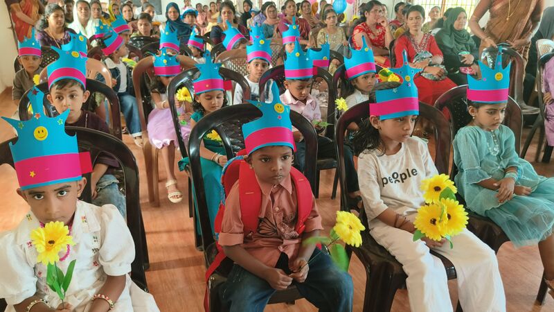 പ്രമാണം:13104 KNR PRAVESANOLSAVAM 2.jpg