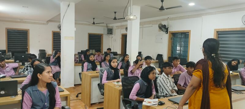 പ്രമാണം:19074 camp2.jpg