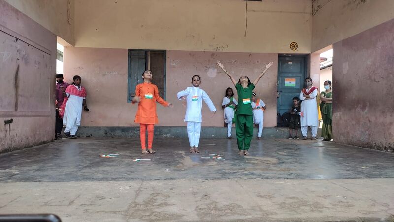 പ്രമാണം:21068 aug1502.jpeg