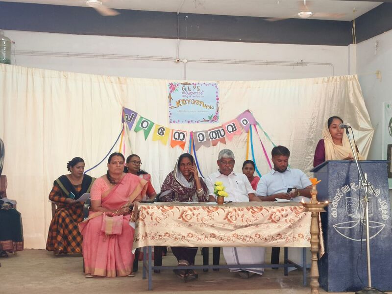 പ്രമാണം:25250 HITECH PADANOLSAVAM.jpg