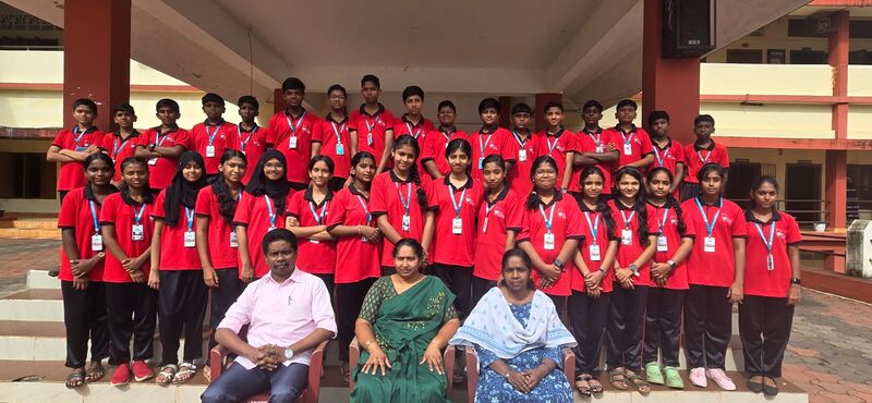 പ്രമാണം:38055 2025 28 batch.jpg