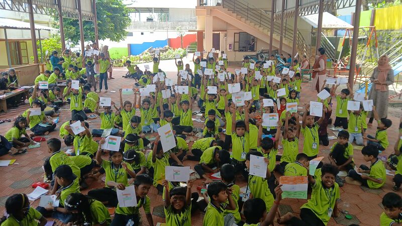 പ്രമാണം:42611 Flag Making.jpg