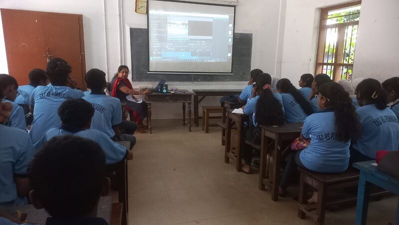 പ്രമാണം:School camp ph1.jpg