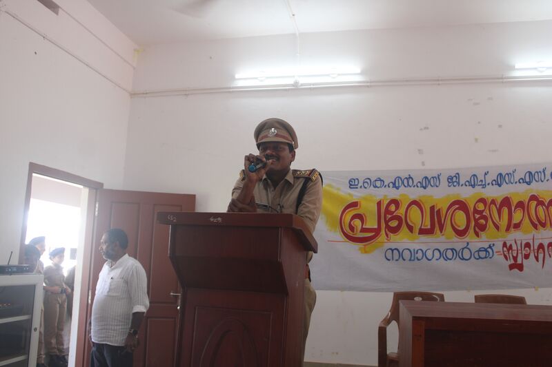 പ്രമാണം:14022 PRAVESANOLSAVAM 4.JPG