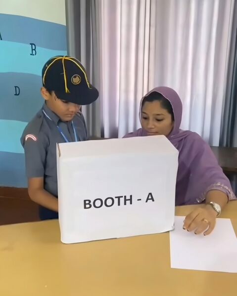 പ്രമാണം:18679 school election 24-25 3.jpg