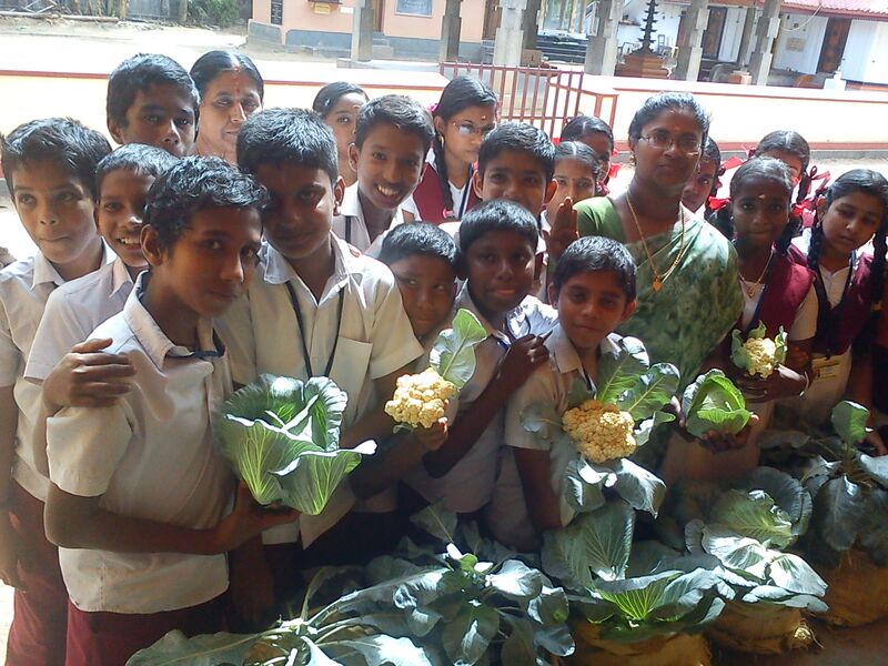 പ്രമാണം:22014 KARSHIKACLUB.jpg