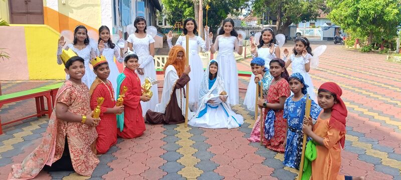 പ്രമാണം:26253 X ms24 (1).jpg