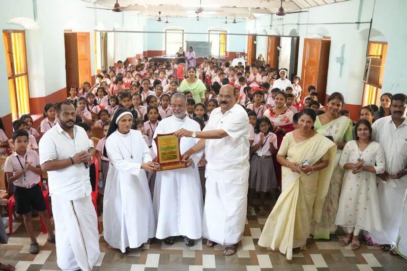 പ്രമാണം:31226 MLA EXCELLENCE AWARD 2026.jpg