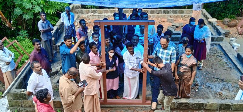 പ്രമാണം:39014sneha bhavanam.jpeg