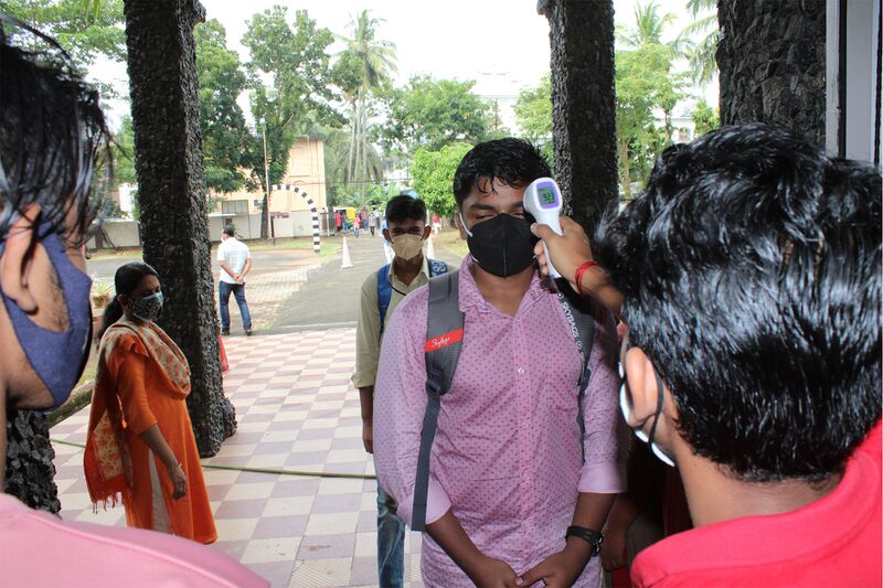 പ്രമാണം:BS21 EKM 26067 3.jpg