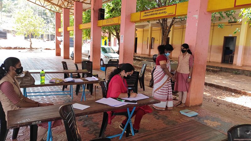 പ്രമാണം:Health class 4.jpg