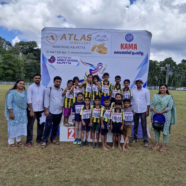 പ്രമാണം:15223 - Sports day.jpeg