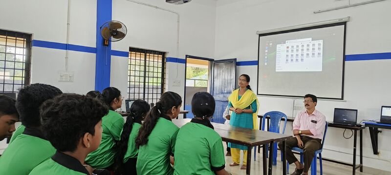 പ്രമാണം:25082 spc7.jpg