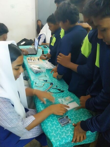 പ്രമാണം:36070 12 ROBOTICS FEST.jpg