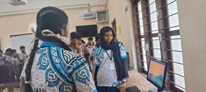 44046 lk25 robo1.jpg