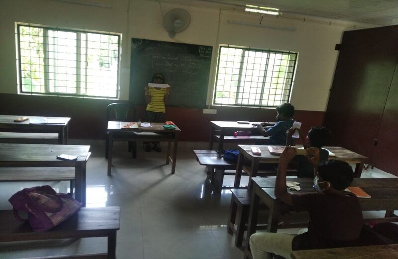 പ്രമാണം:BS21 EKM 25640 2.jpg