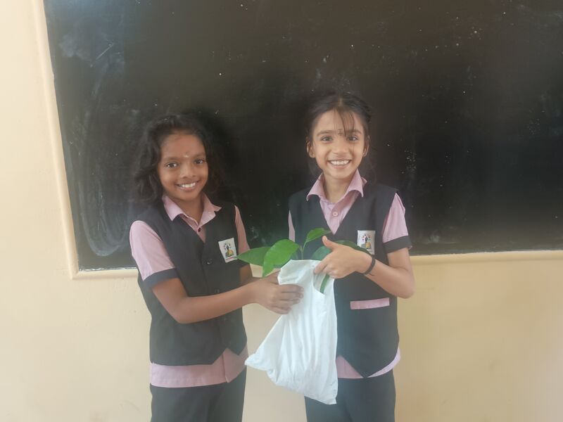 പ്രമാണം:12027 changathikkoru thai aug144.jpg