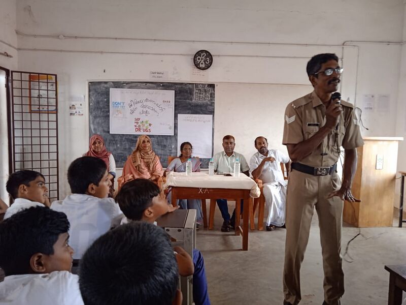 പ്രമാണം:19008 antidrugsintroduction.jpeg