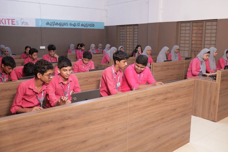 പ്രമാണം:21096 lk preliminery camp 1.jpg