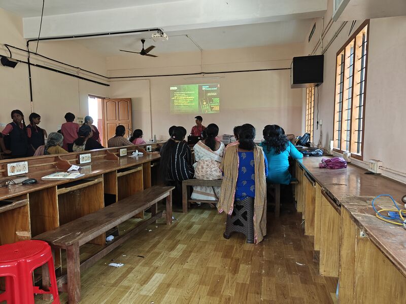 പ്രമാണം:25066 AI Training.jpg