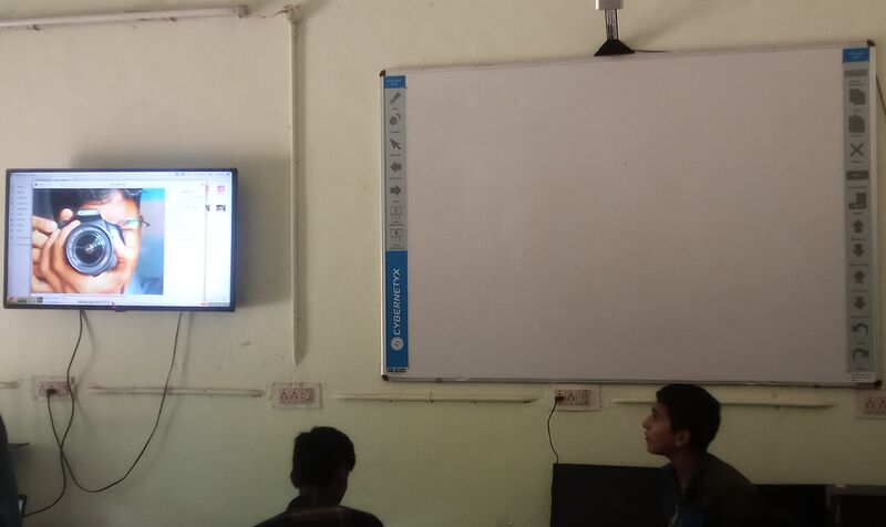 പ്രമാണം:42028-Hitech HS lab.jpg