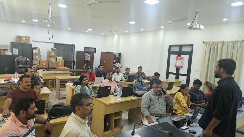 പ്രമാണം:Drcmlp-oct7-mt meeting-2.jpg