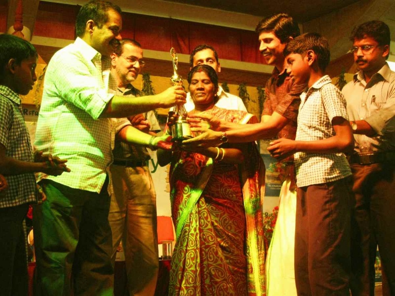 പ്രമാണം:Veega news.jpeg