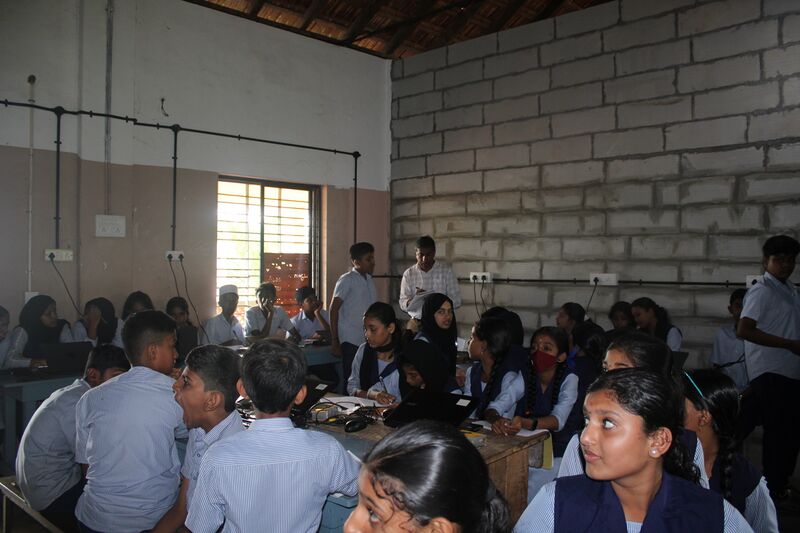 പ്രമാണം:11053 59.jpg