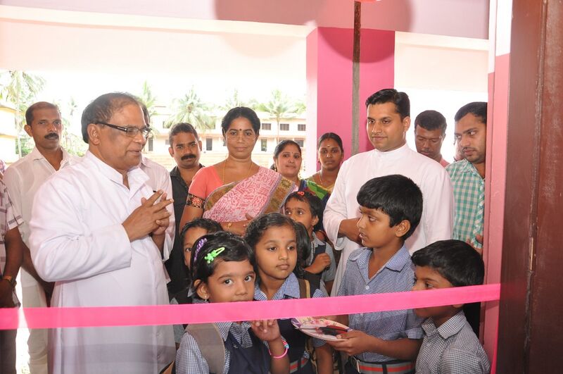 പ്രമാണം:14818 Smart Class Room3.jpg