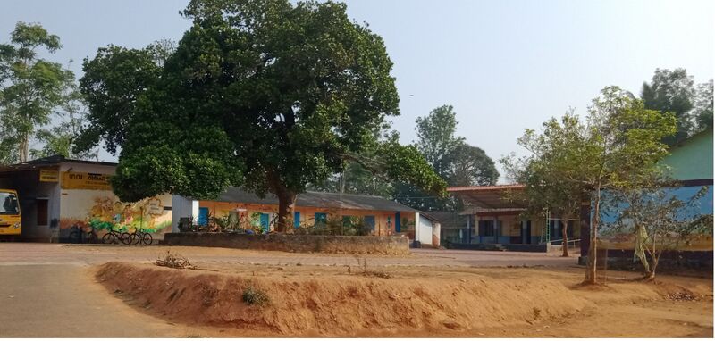 പ്രമാണം:15054 school.jpg