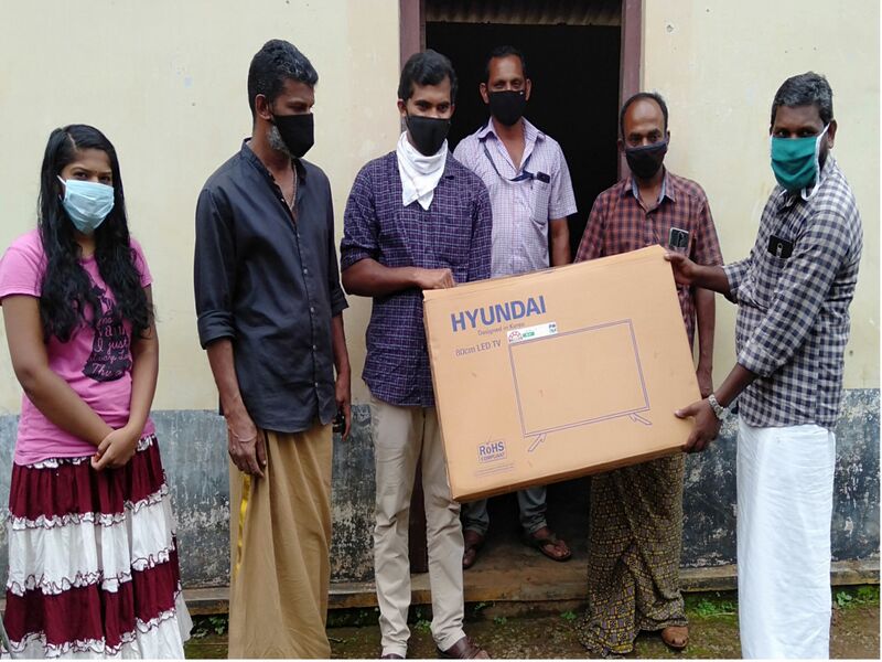 പ്രമാണം:15054 tv.jpg