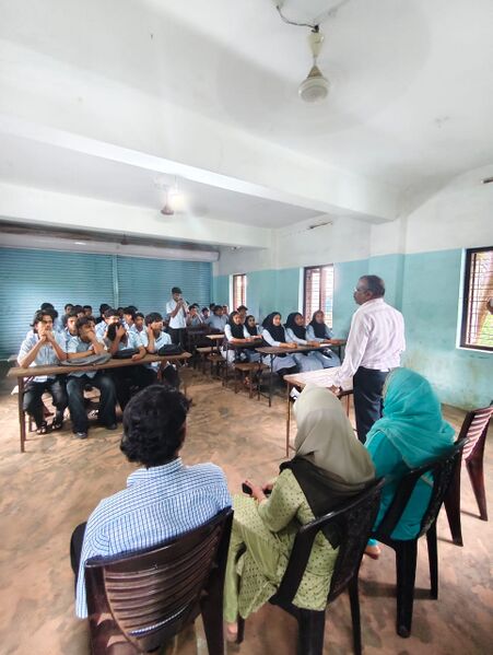 പ്രമാണം:18103 lah25-26.jpg