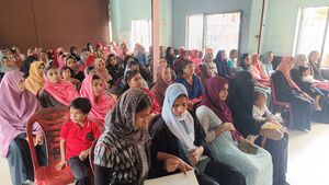 18431 amma teacher 3.jpg