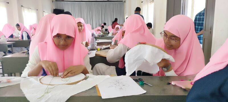 പ്രമാണം:19009-schoolsastrolsavam WE.jpg