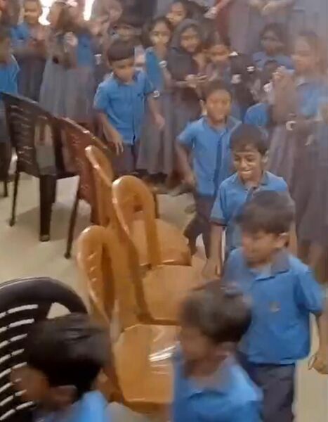 പ്രമാണം:19826 onam c.jpeg