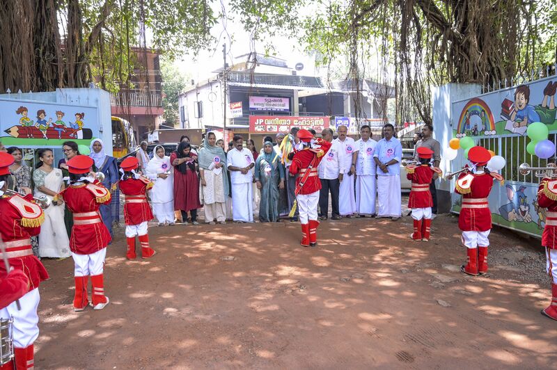 പ്രമാണം:19866-MLP-Pravesanolsavam2-2026.JPG