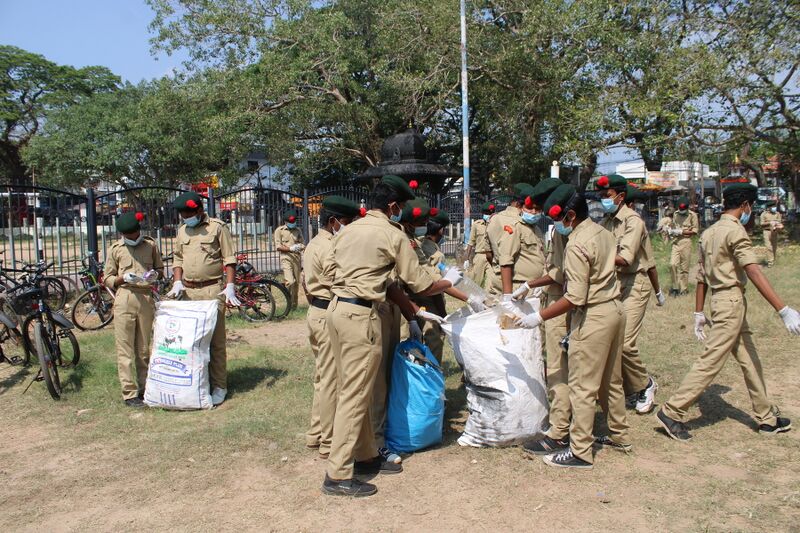 പ്രമാണം:26056 nccSA9.JPG