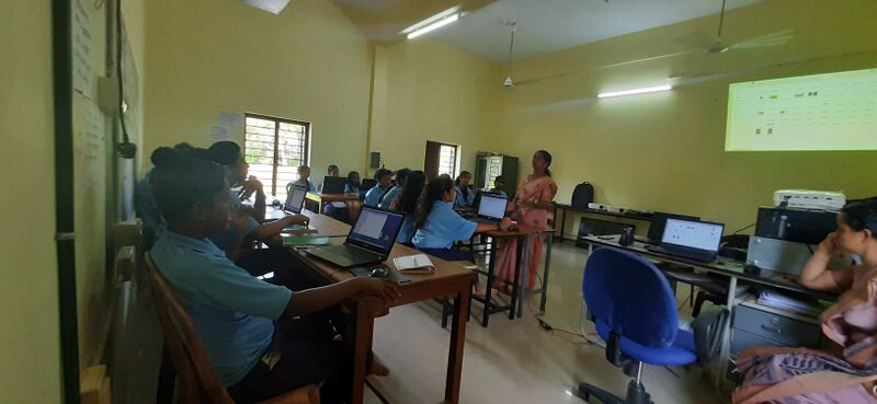 പ്രമാണം:35061 lk schoolcamp2024.jpg