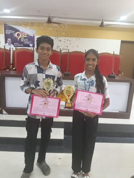 പ്രമാണം:38077.Science Club 2025.jpg