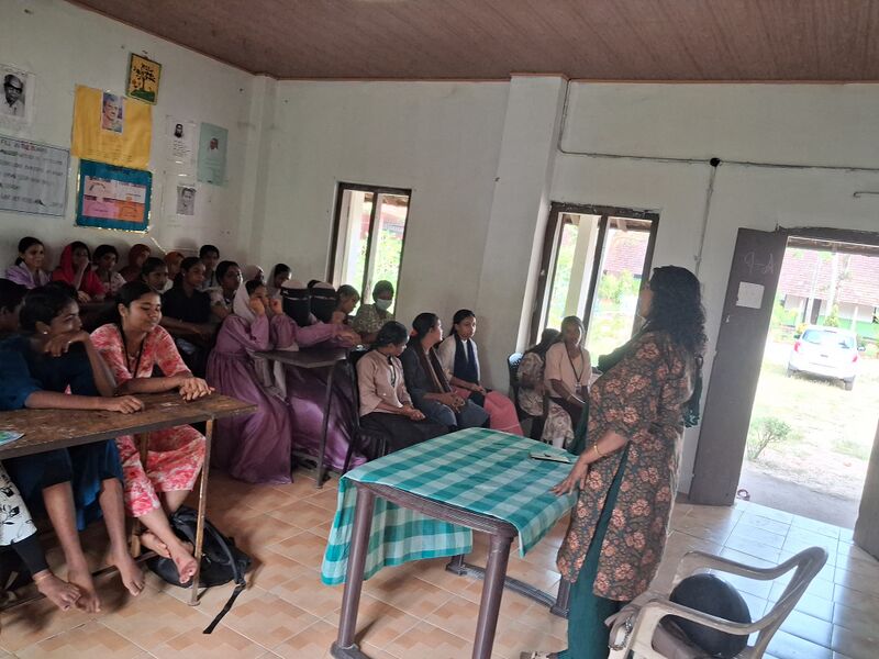 പ്രമാണം:41095 -expert class- 7.jpg