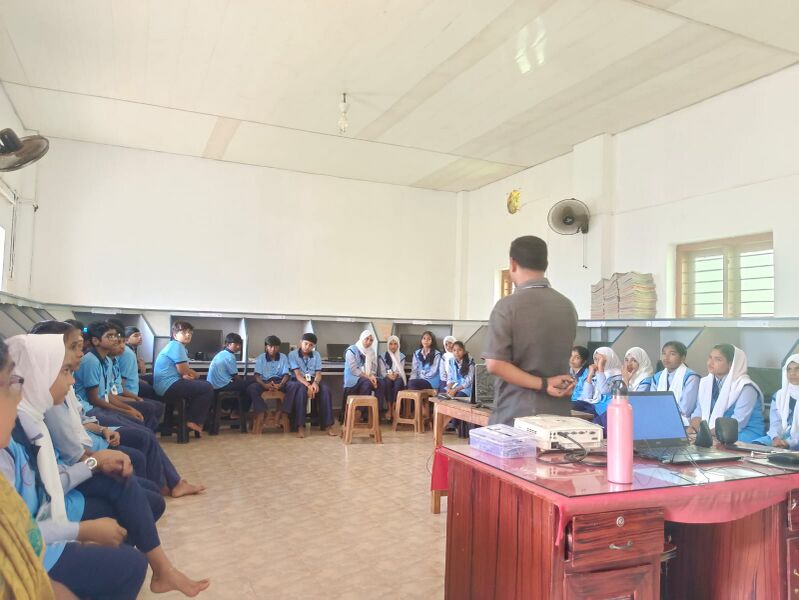 പ്രമാണം:48043 MLP 4.jpg