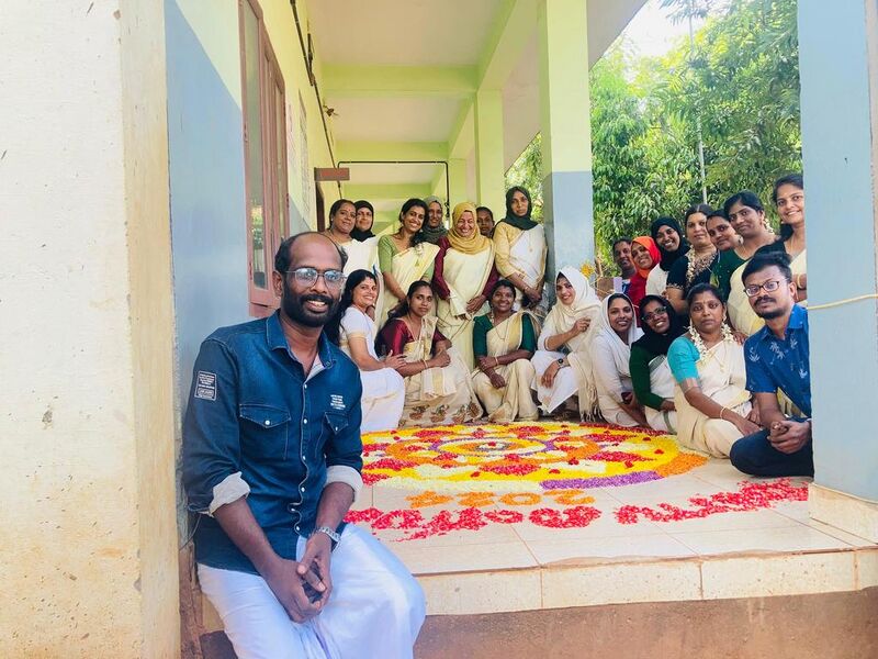 പ്രമാണം:19856 ONAM3.resized.jpg